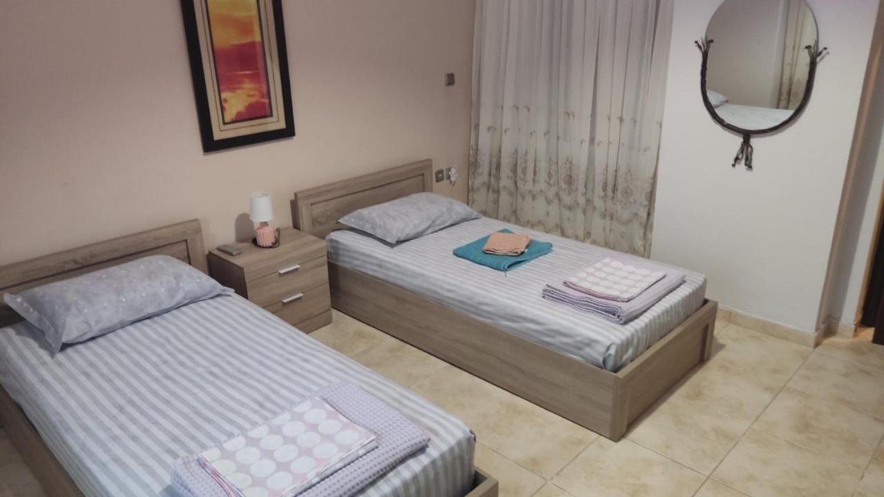 דירות Markópoulon Airport'S Close, Cozy Flat For 6 Persons מראה חיצוני תמונה