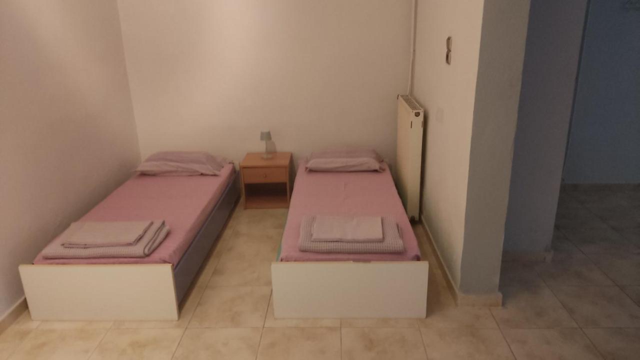 דירות Markópoulon Airport'S Close, Cozy Flat For 6 Persons מראה חיצוני תמונה