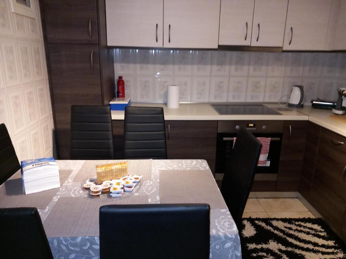דירות Markópoulon Airport'S Close, Cozy Flat For 6 Persons מראה חיצוני תמונה